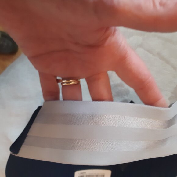 New Adidas golf visor - Picture 4 of 8